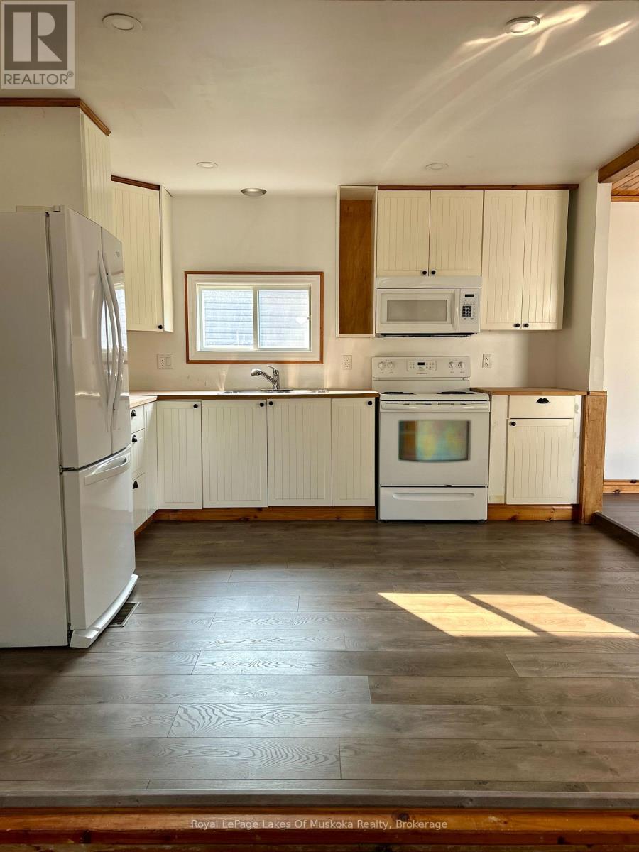 8 - 1701 Highway 11, Gravenhurst, Ontario  P0E 1G0 - Photo 16 - X12949428