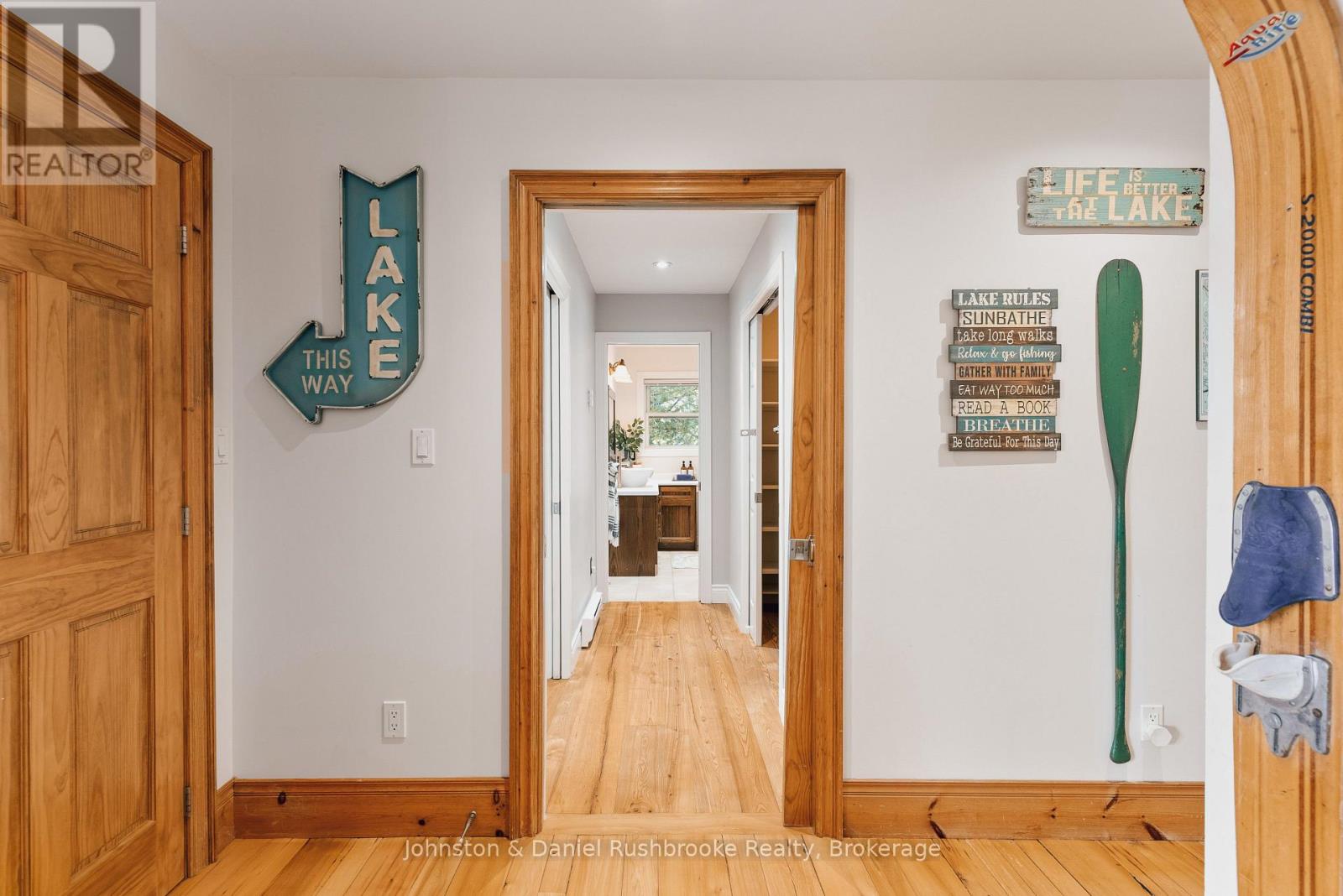 1051 Evanswood Drive, Gravenhurst, Ontario  P0E 1G0 - Photo 23 - X12950162