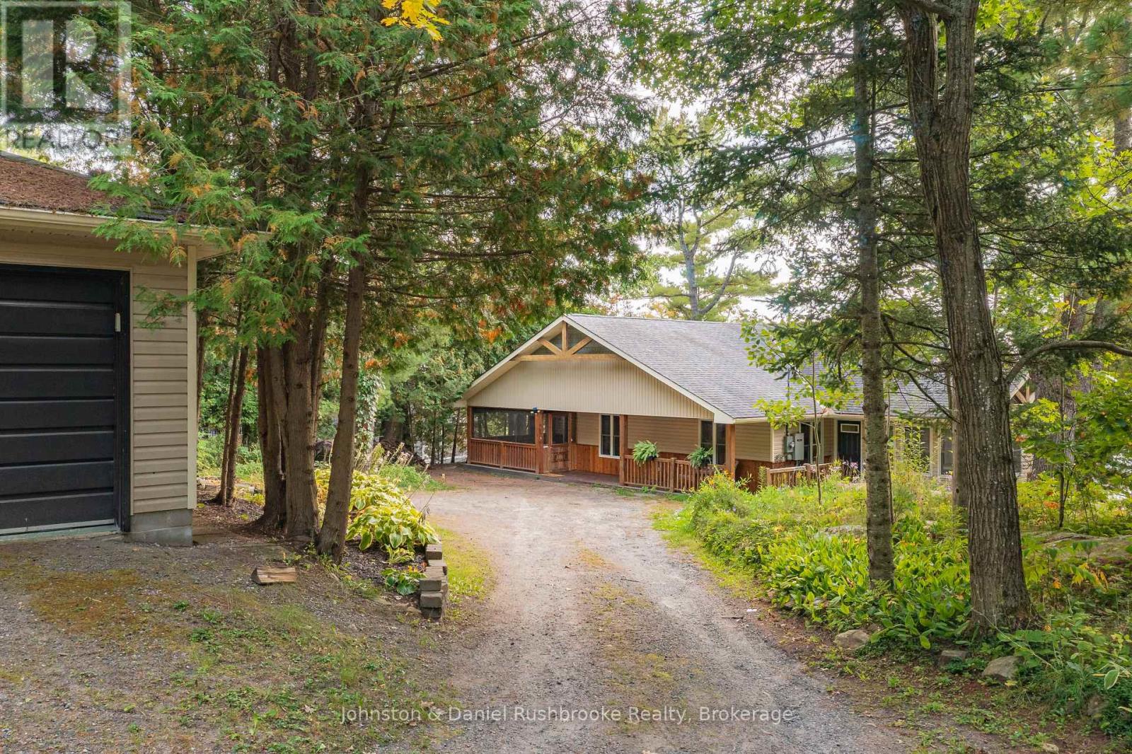 1051 Evanswood Drive, Gravenhurst, Ontario  P0E 1G0 - Photo 35 - X12950162