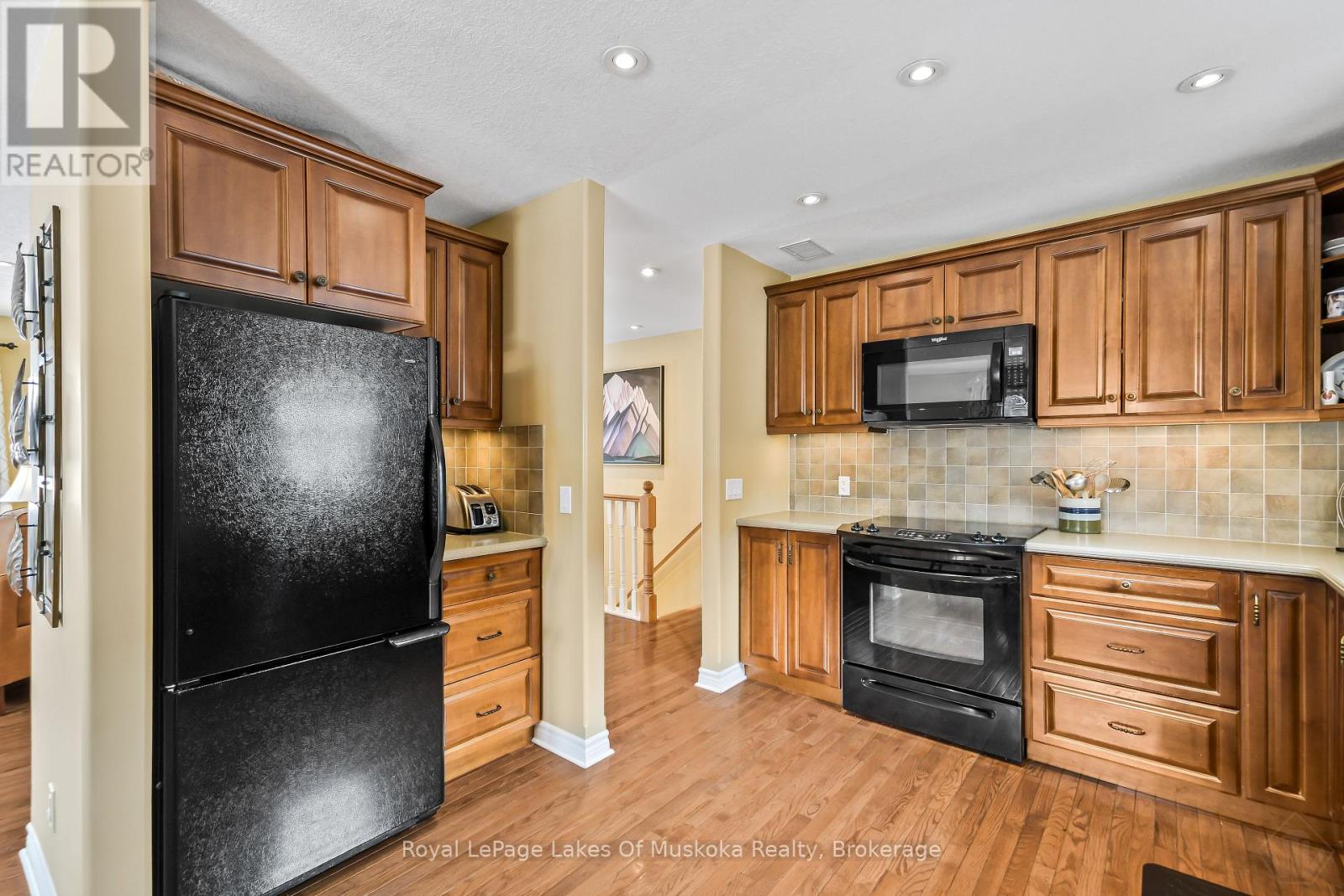 2 Inveraray Court, Bracebridge, Ontario  P1L 2G8 - Photo 12 - X12950232