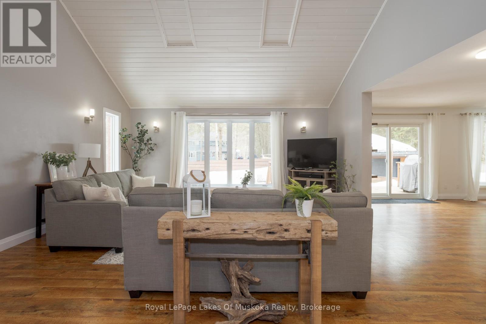 9 Daleman Drive, Bracebridge, Ontario  P1L 1A8 - Photo 12 - X12950554