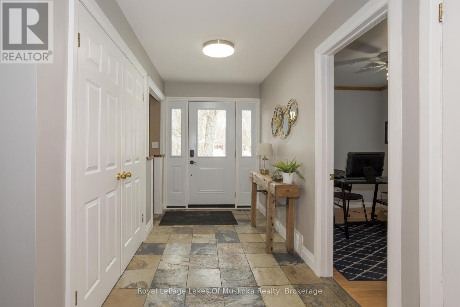 9 Daleman Drive, Bracebridge, Ontario  P1L 1A8 - Photo 13 - X12950554