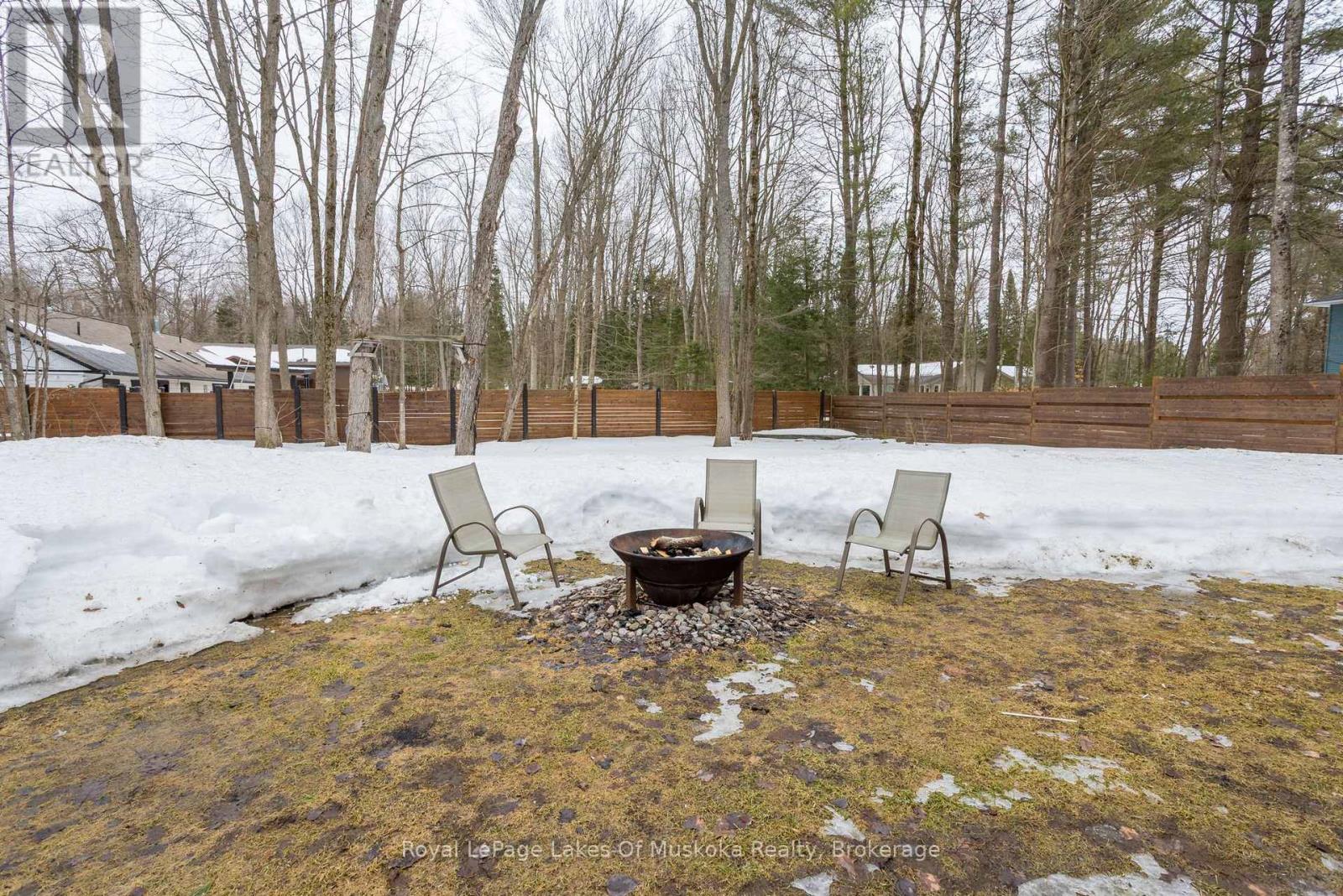 9 Daleman Drive, Bracebridge, Ontario  P1L 1A8 - Photo 6 - X12950554