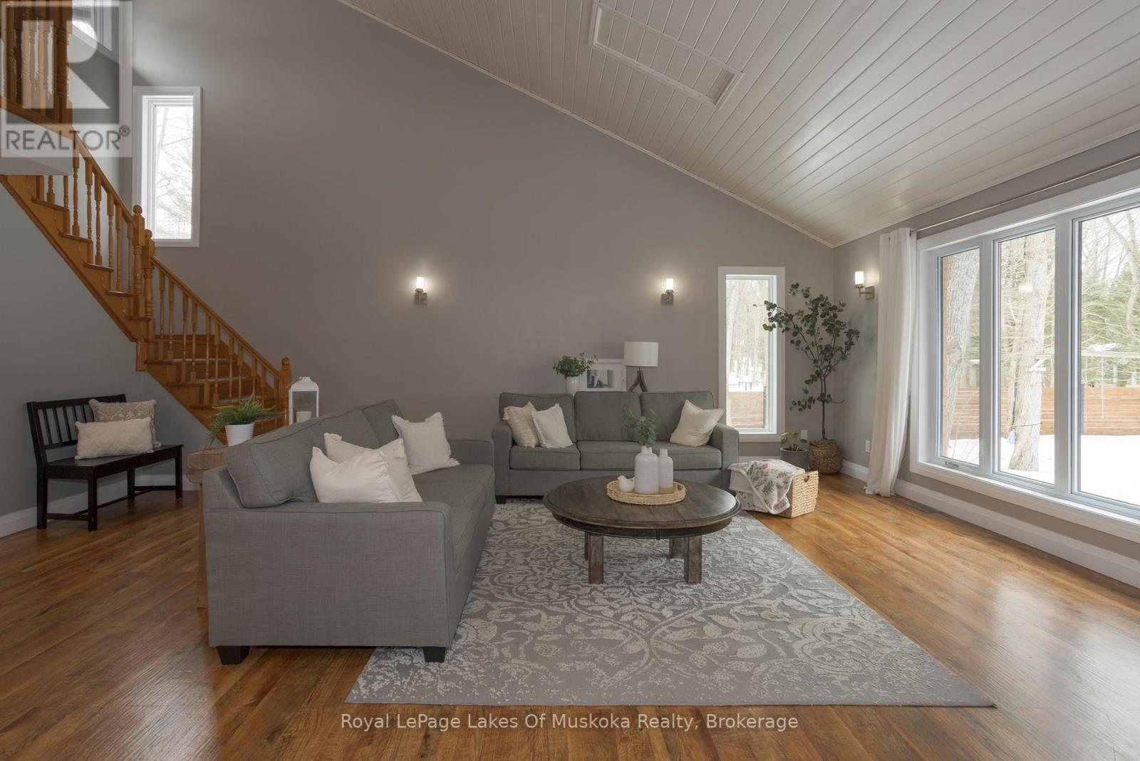 9 Daleman Drive, Bracebridge, Ontario  P1L 1A8 - Photo 7 - X12950554