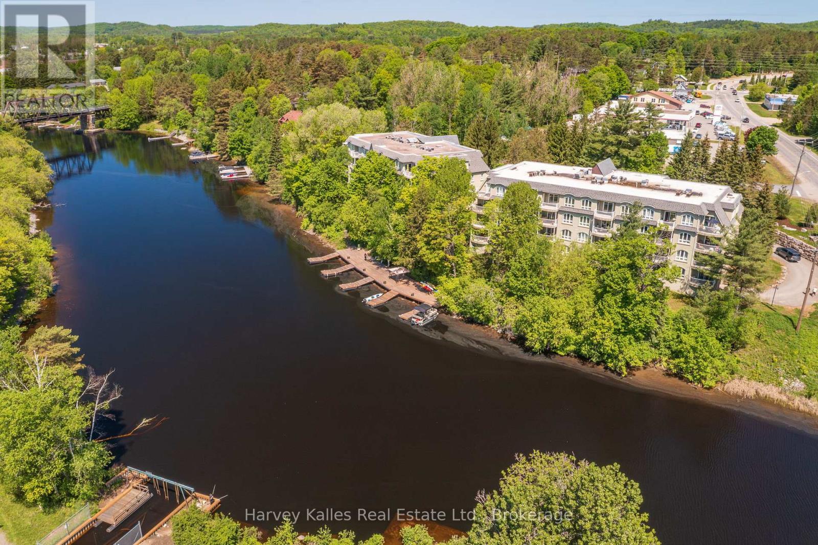 107 - 31 Dairy Lane, Huntsville, Ontario  P1H 2L7 - Photo 1 - X12955268