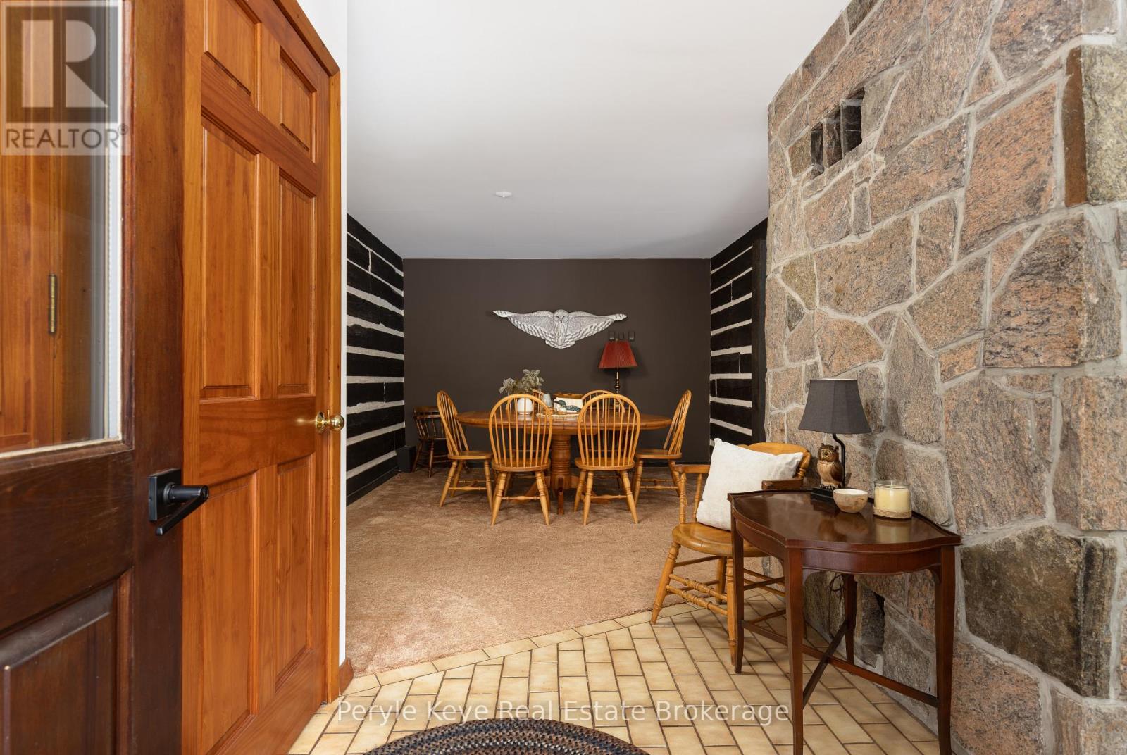 2391 Limberlost Road, Lake Of Bays, Ontario  P1H 2J6 - Photo 14 - X12955512