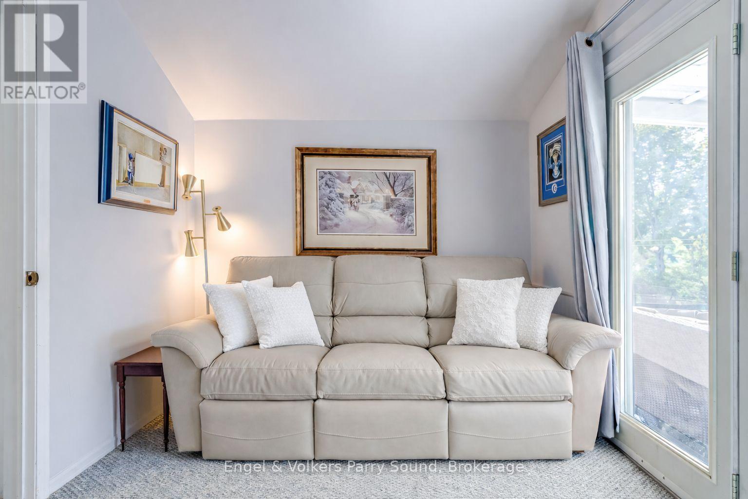 54 River Street, Parry Sound, Ontario  P2A 2T6 - Photo 14 - X12956110