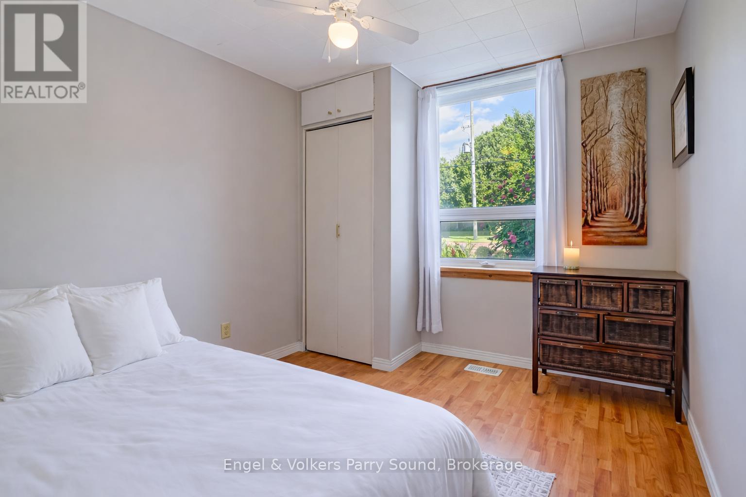 54 River Street, Parry Sound, Ontario  P2A 2T6 - Photo 17 - X12956110