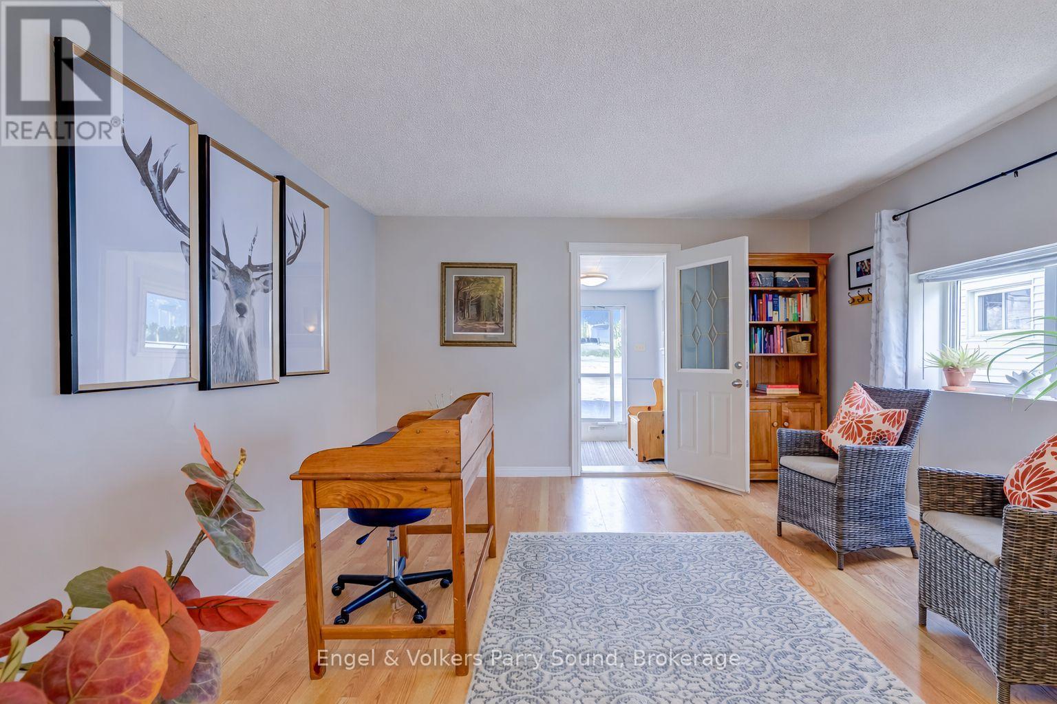 54 River Street, Parry Sound, Ontario  P2A 2T6 - Photo 8 - X12956110