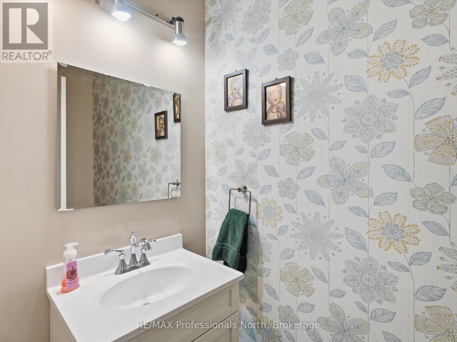 1 Glendale Road, Bracebridge, Ontario  P1L 1B3 - Photo 20 - X12956360