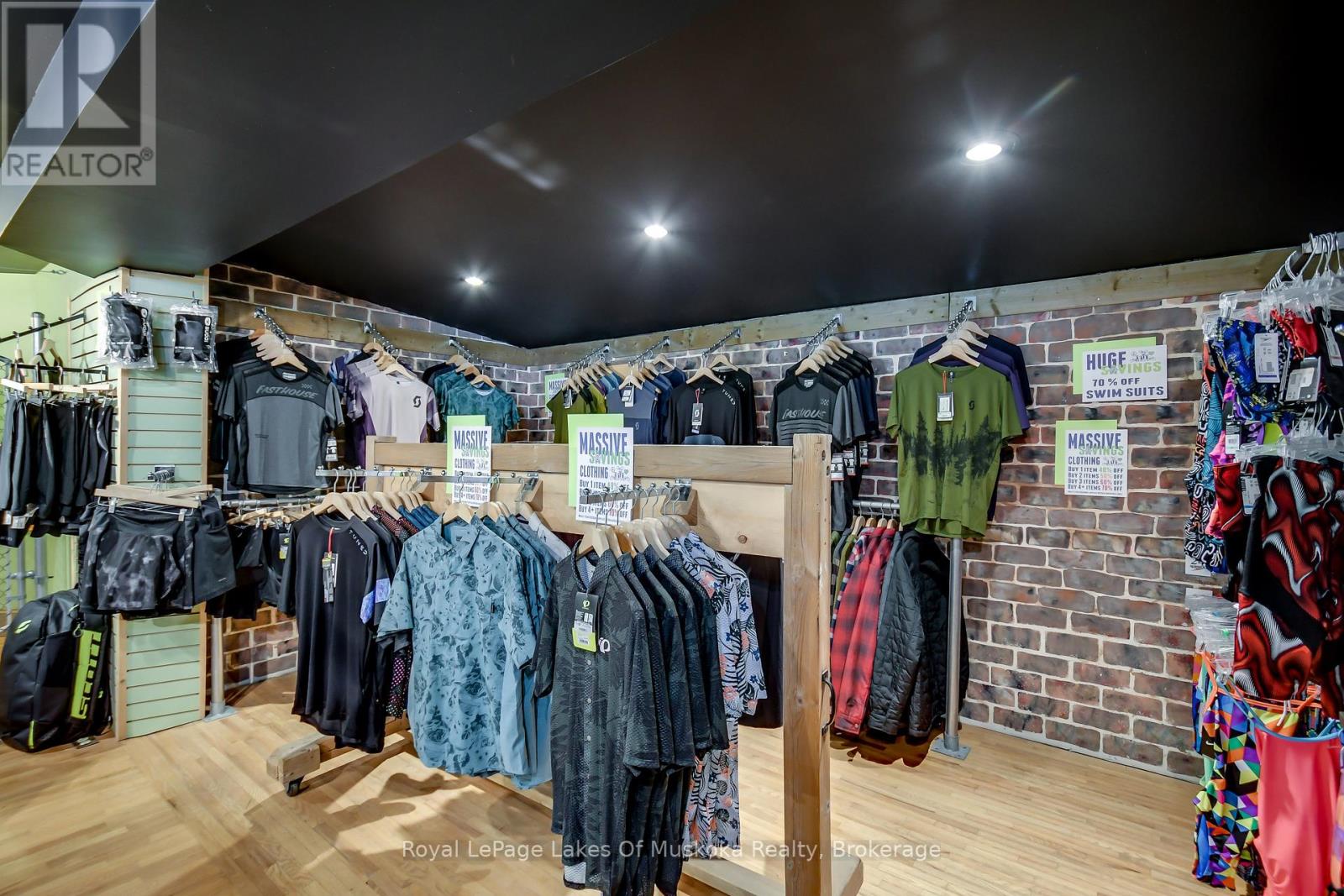 230 Ecclestone Drive, Bracebridge, Ontario  P1L 1G4 - Photo 15 - X12956734