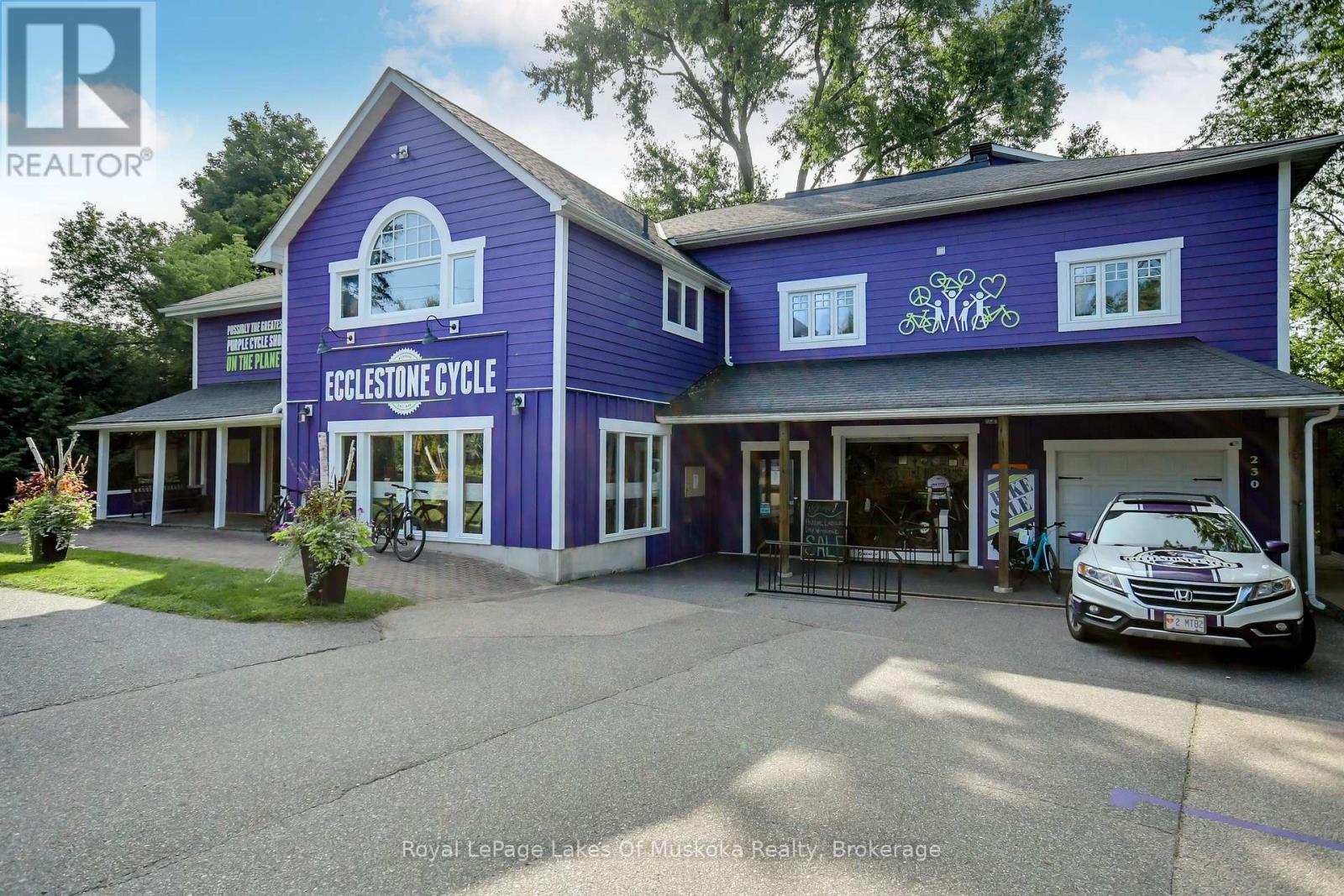 230 Ecclestone Drive, Bracebridge, Ontario  P1L 1G4 - Photo 3 - X12956734