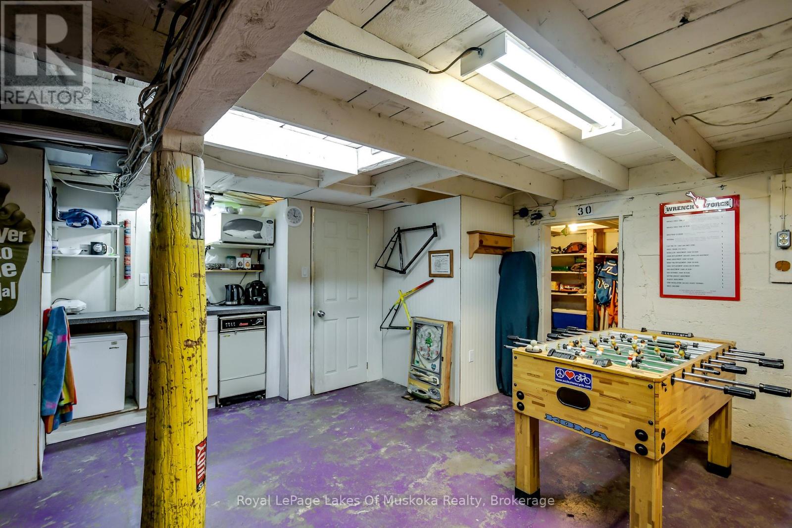 230 Ecclestone Drive, Bracebridge, Ontario  P1L 1G4 - Photo 8 - X12956734