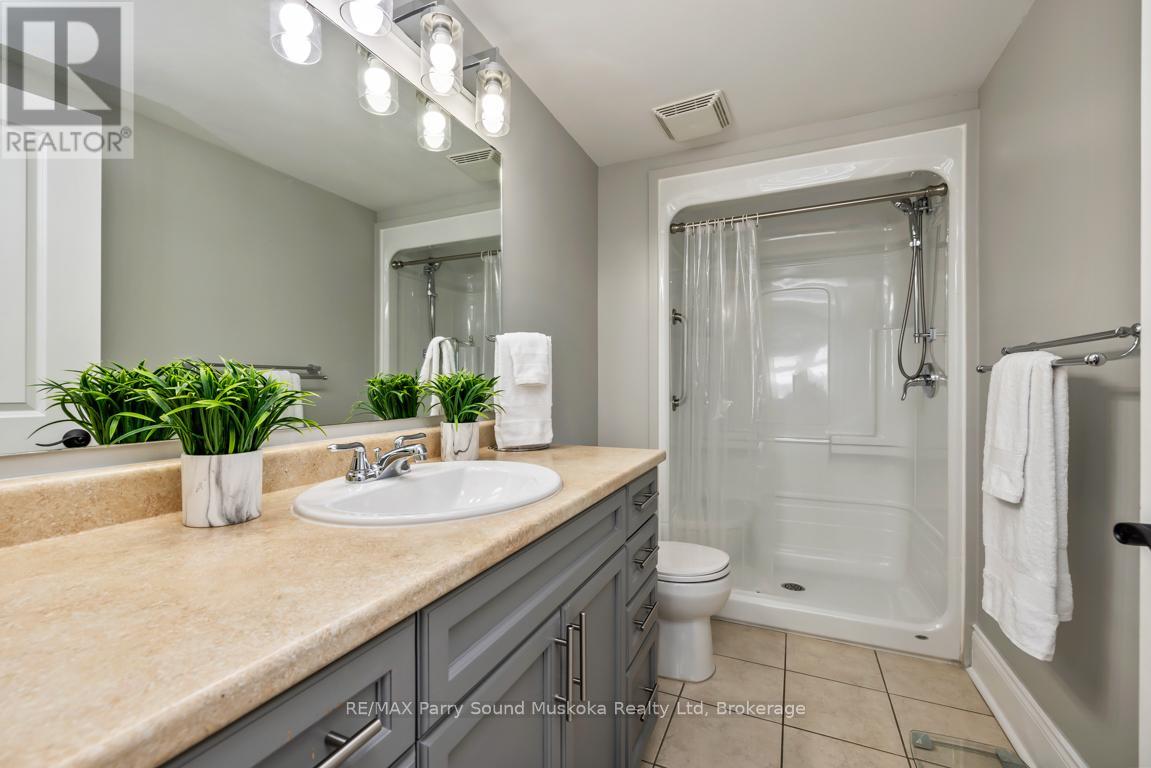 101 - 11a Salt Dock Road, Parry Sound, Ontario  P2A 3B6 - Photo 18 - X12956814