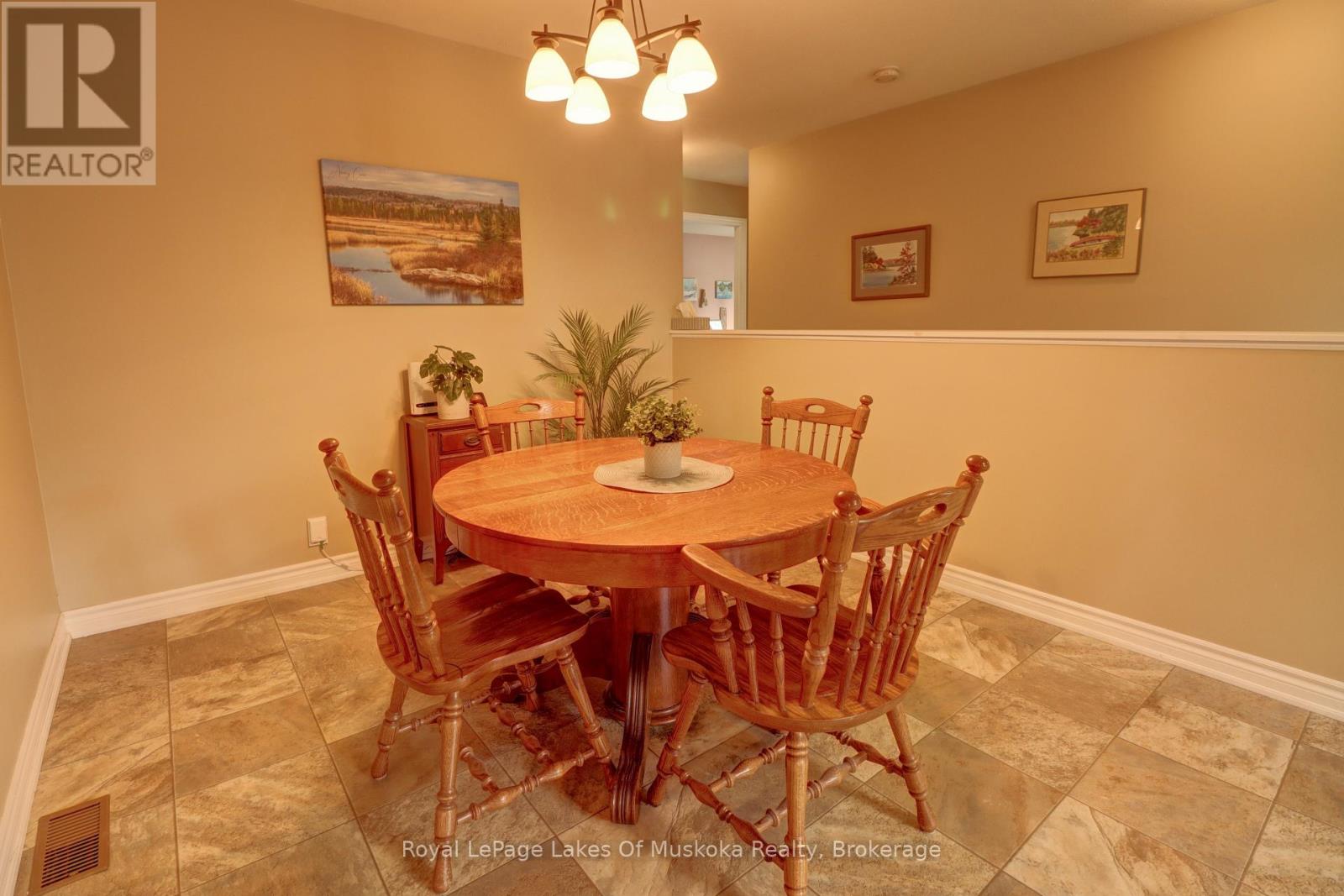 106 - 31 Dairy Lane, Huntsville, Ontario  P1H 2L7 - Photo 13 - X12957000