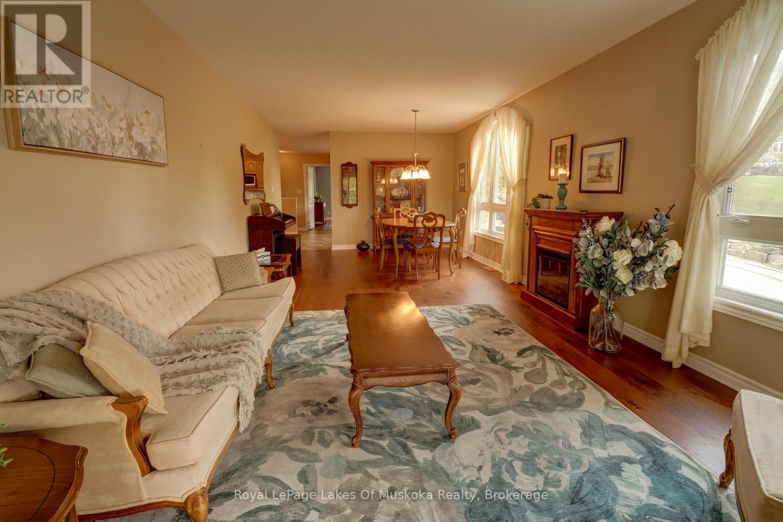 106 - 31 Dairy Lane, Huntsville, Ontario  P1H 2L7 - Photo 9 - X12957000