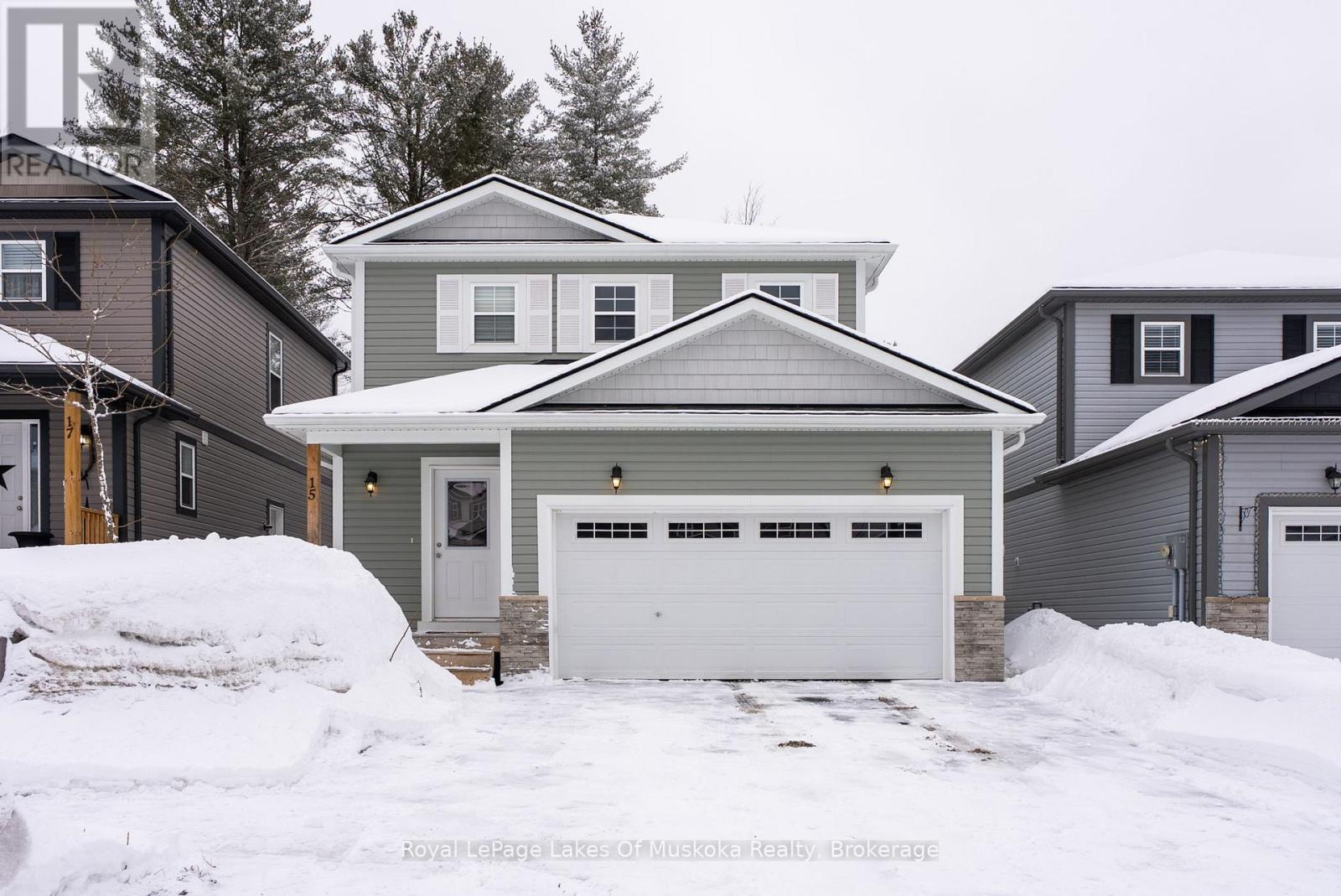 15 Quinn Forest Drive, Bracebridge, Ontario  P1L 0C8 - Photo 1 - X12959840
