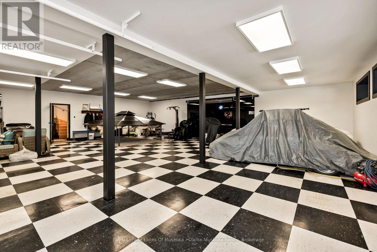 1210 Falkenburg Road, Bracebridge, Ontario  P1L 1X4 - Photo 21 - X12960712