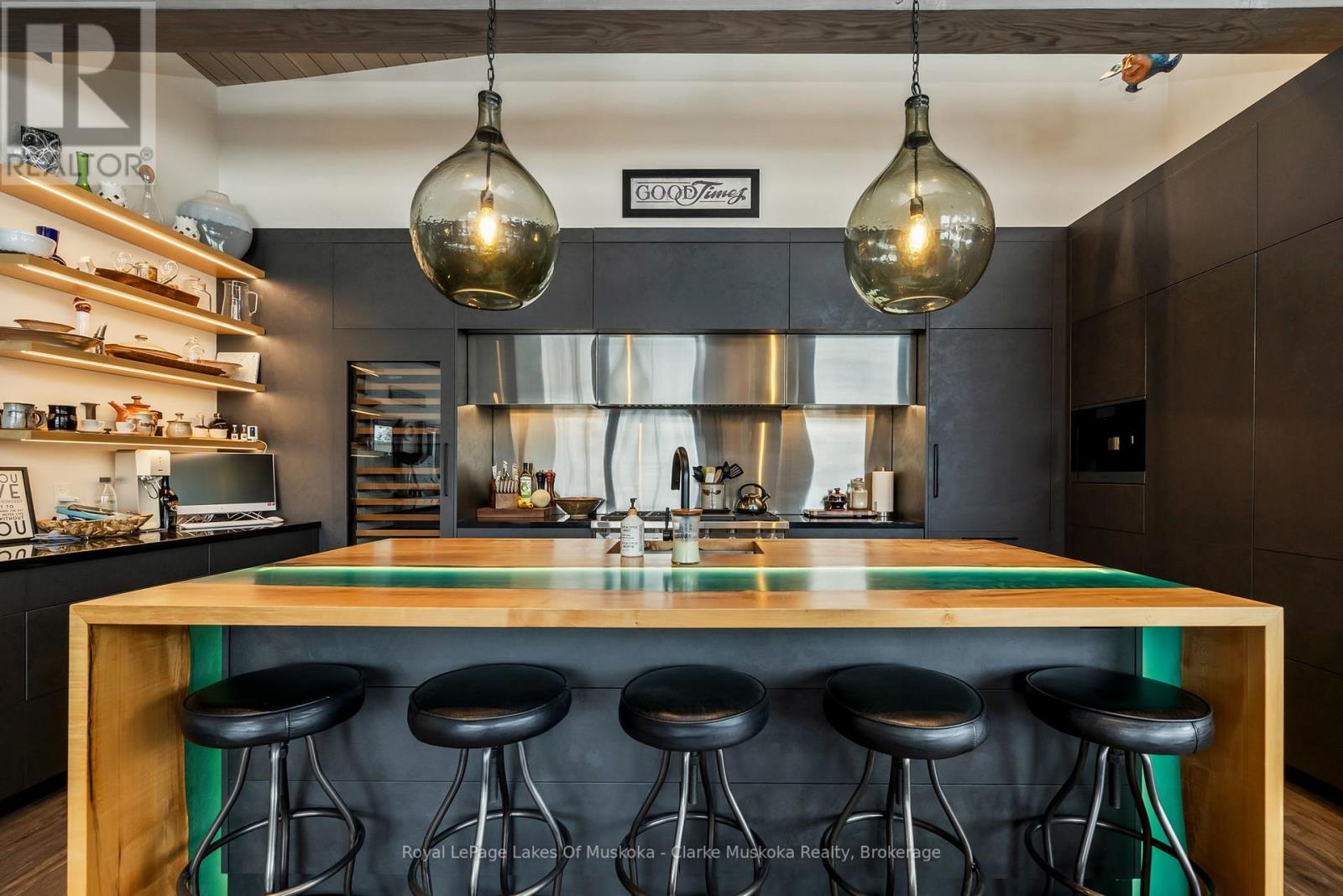 1210 Falkenburg Road, Bracebridge, Ontario  P1L 1X4 - Photo 9 - X12960712