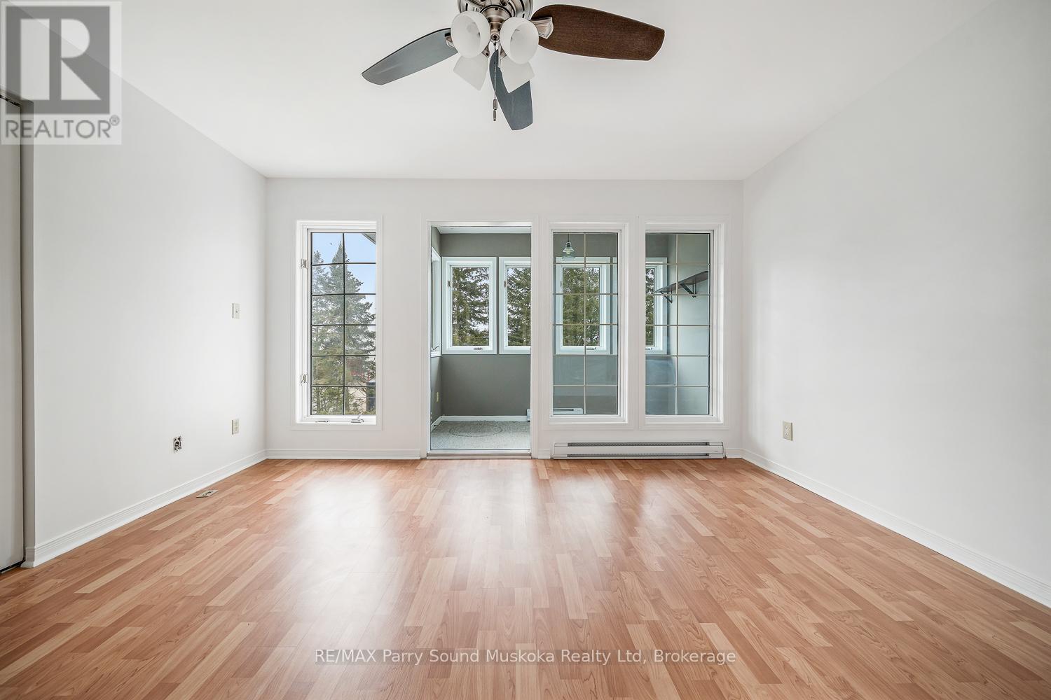 18 Georgian Bay Avenue, Parry Sound, Ontario  P2A 3B2 - Photo 19 - X12961202