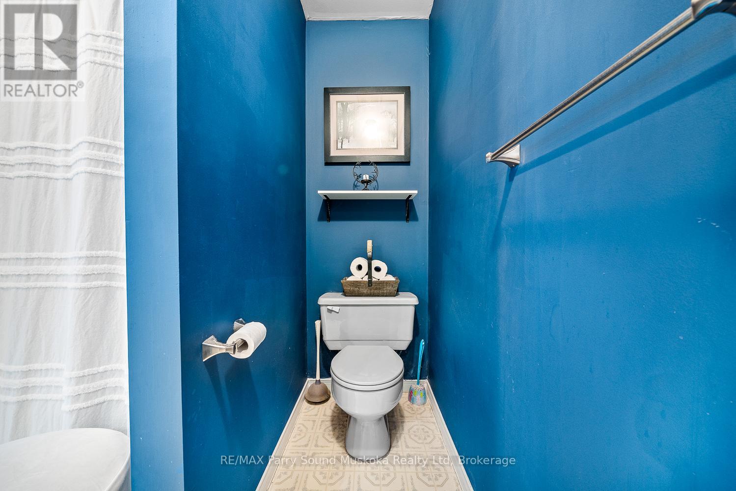 18 Georgian Bay Avenue, Parry Sound, Ontario  P2A 3B2 - Photo 26 - X12961202