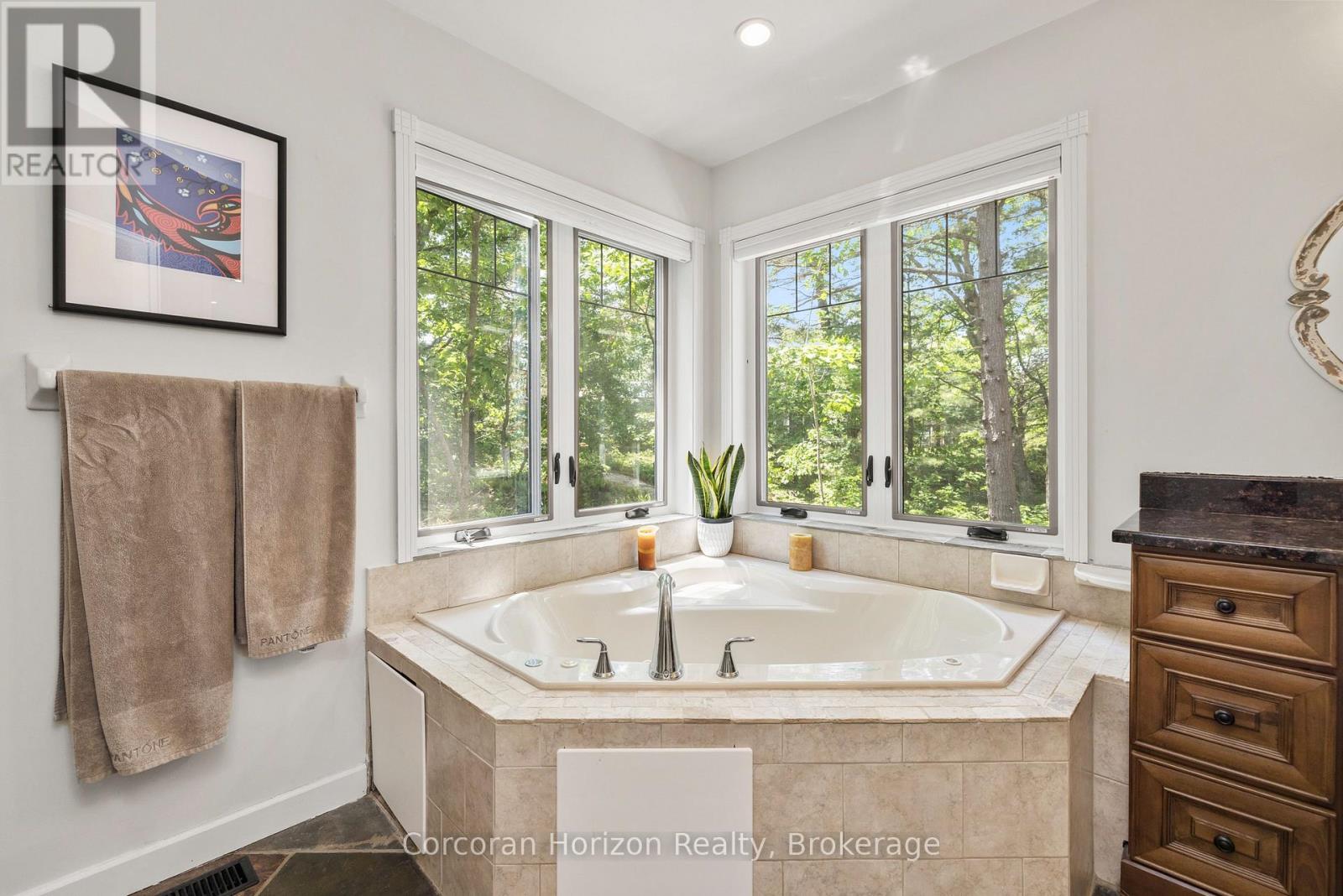 100 Island 630 Georgian Bay, Georgian Bay, Ontario  P0E 1E0 - Photo 15 - X12962552