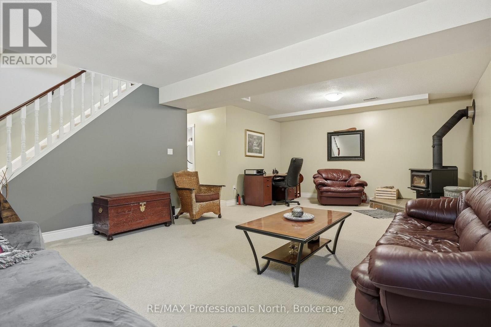 99 Vernon Lane, Huntsville, Ontario  P1H 2J2 - Photo 25 - X12964314