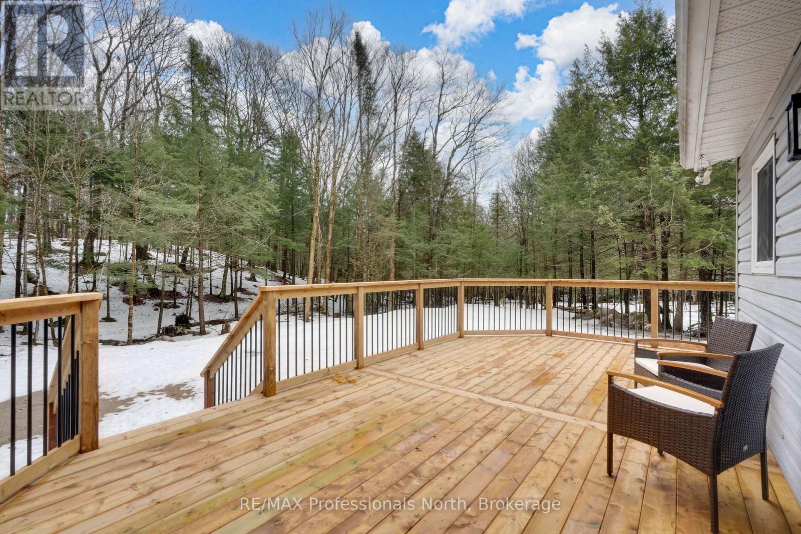 99 Vernon Lane, Huntsville, Ontario  P1H 2J2 - Photo 38 - X12964314