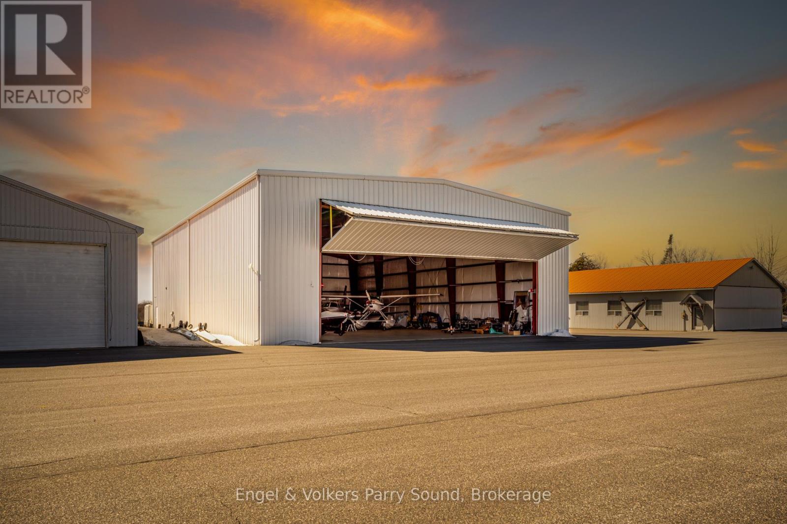 14 Hangar Road, Seguin, Ontario  P2A 0B2 - Photo 1 - X12964692