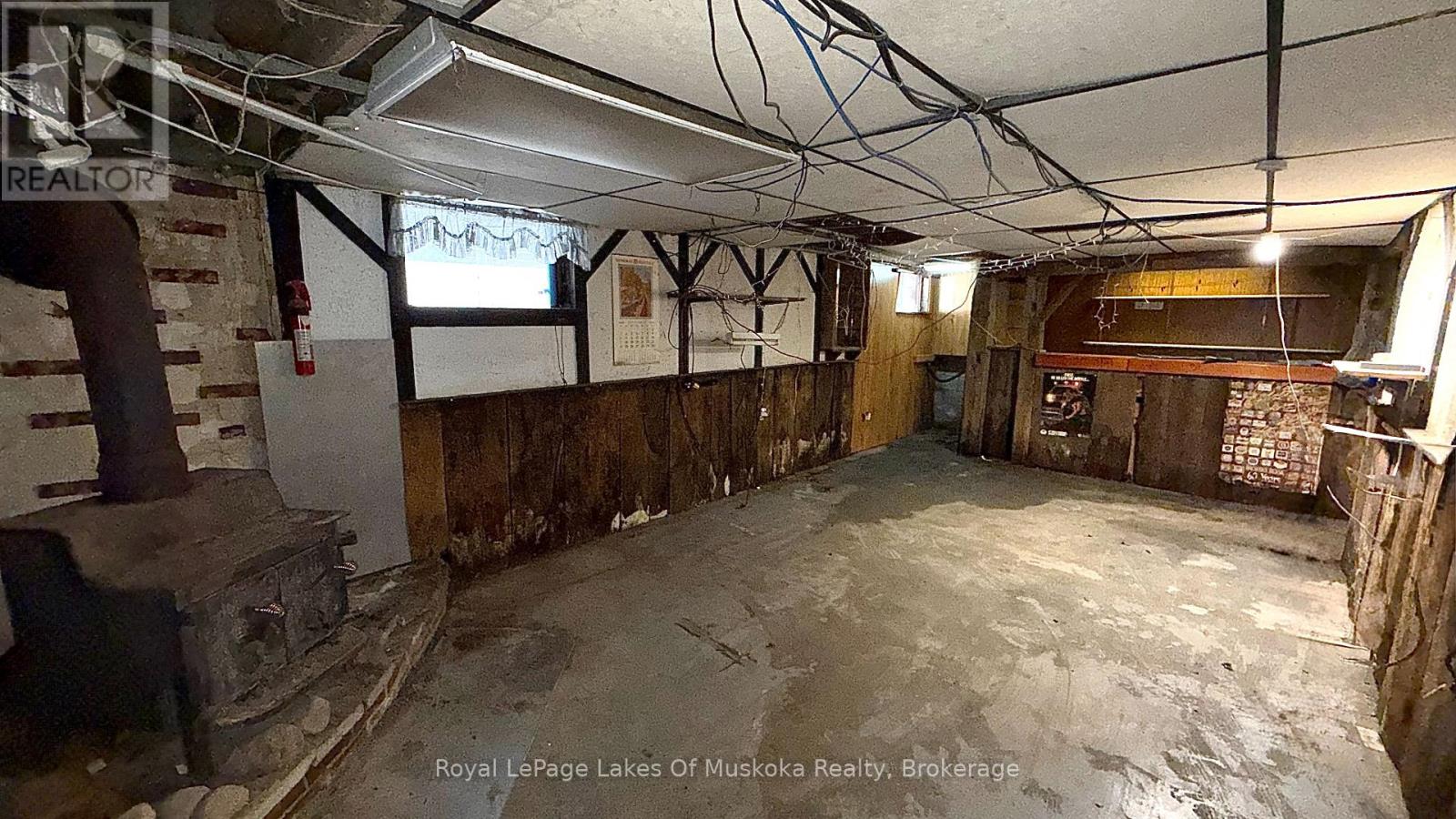 1071 Naismith Road, Bracebridge, Ontario  P1L 1X4 - Photo 12 - X12964936