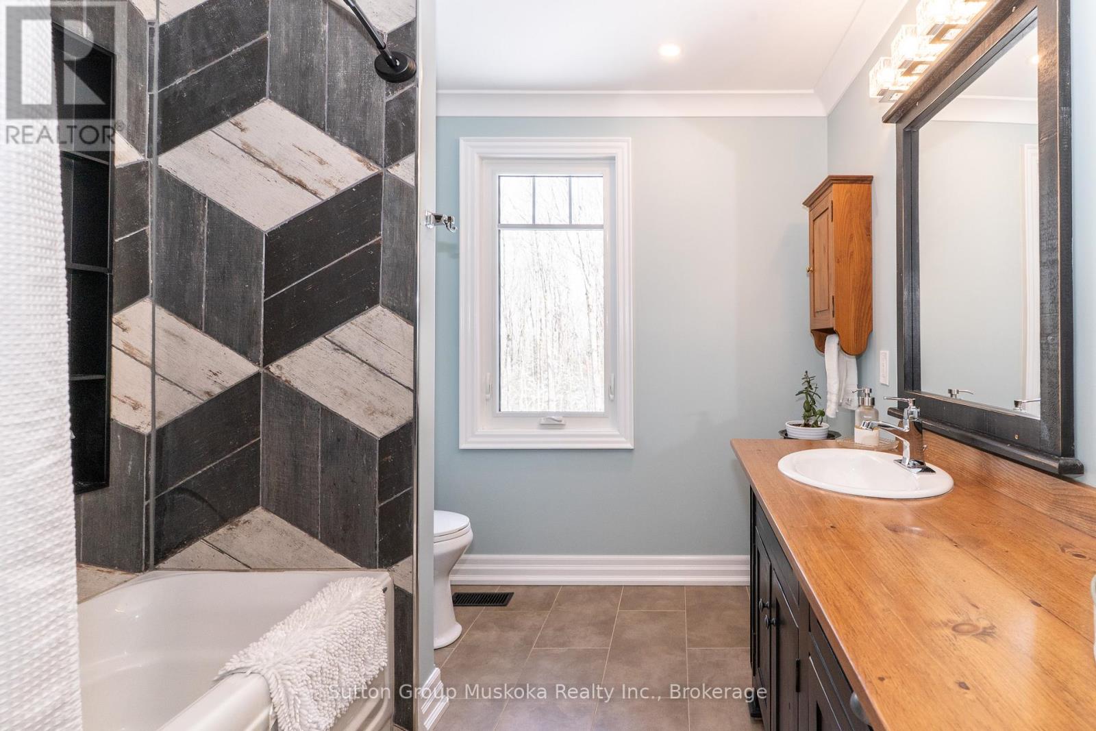 2602 Muskoka 10 Road, Huntsville, Ontario  P1H 2J3 - Photo 22 - X12965342