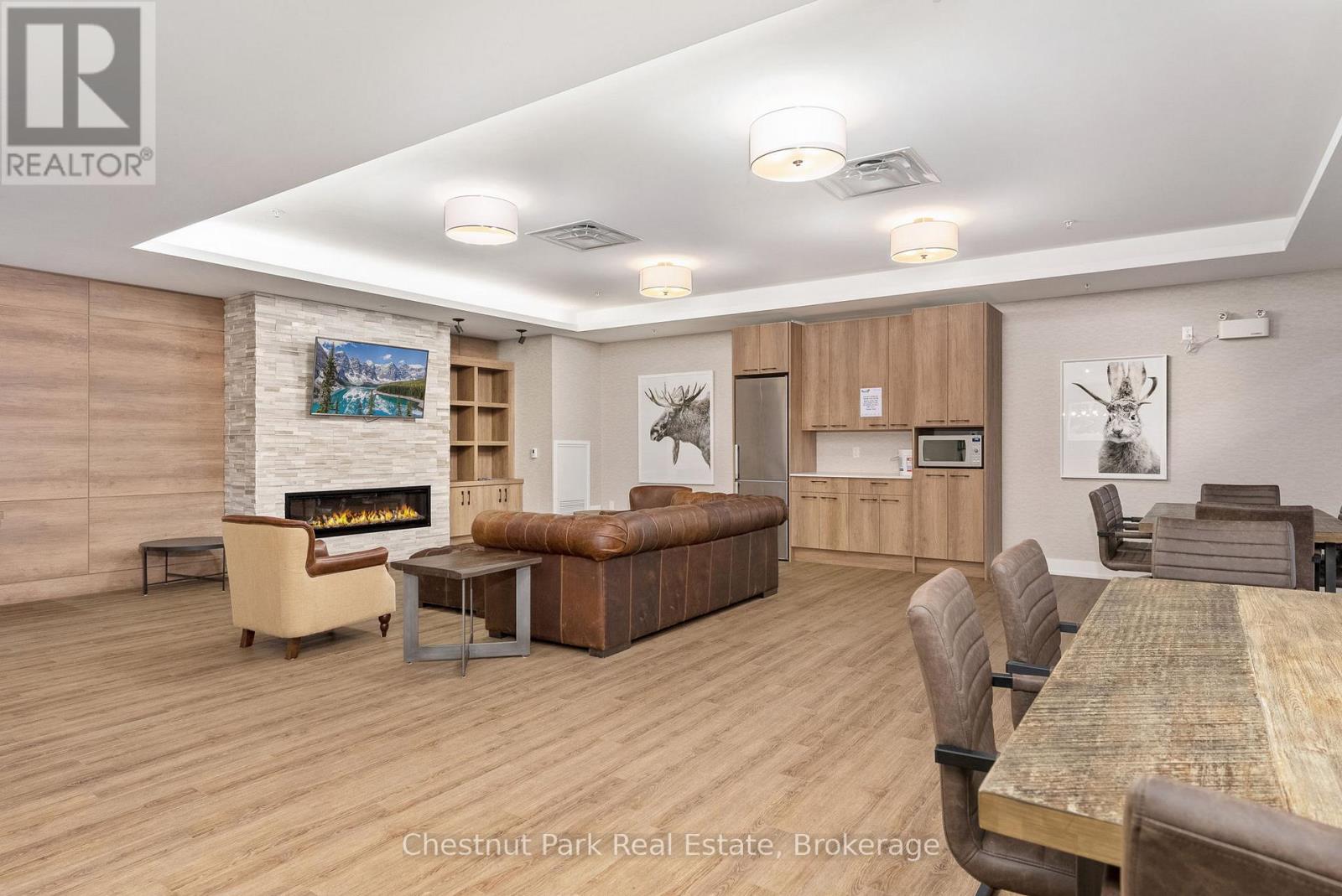 206 - 25 Pen Lake Point Road, Huntsville, Ontario  P1H 1A9 - Photo 18 - X12965954