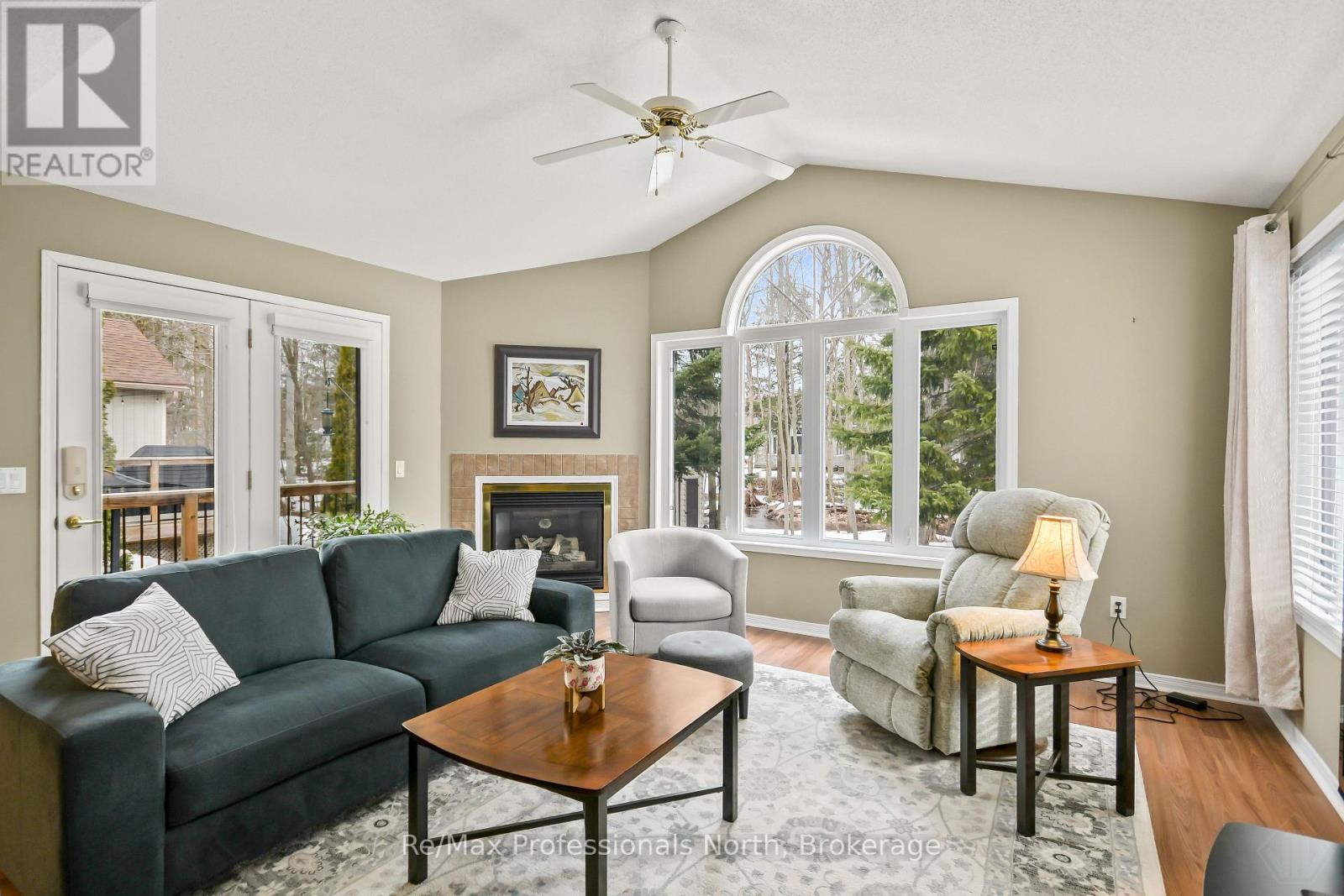 102 Pineridge Gate, Gravenhurst, Ontario  P1P 1Z2 - Photo 13 - X12965958