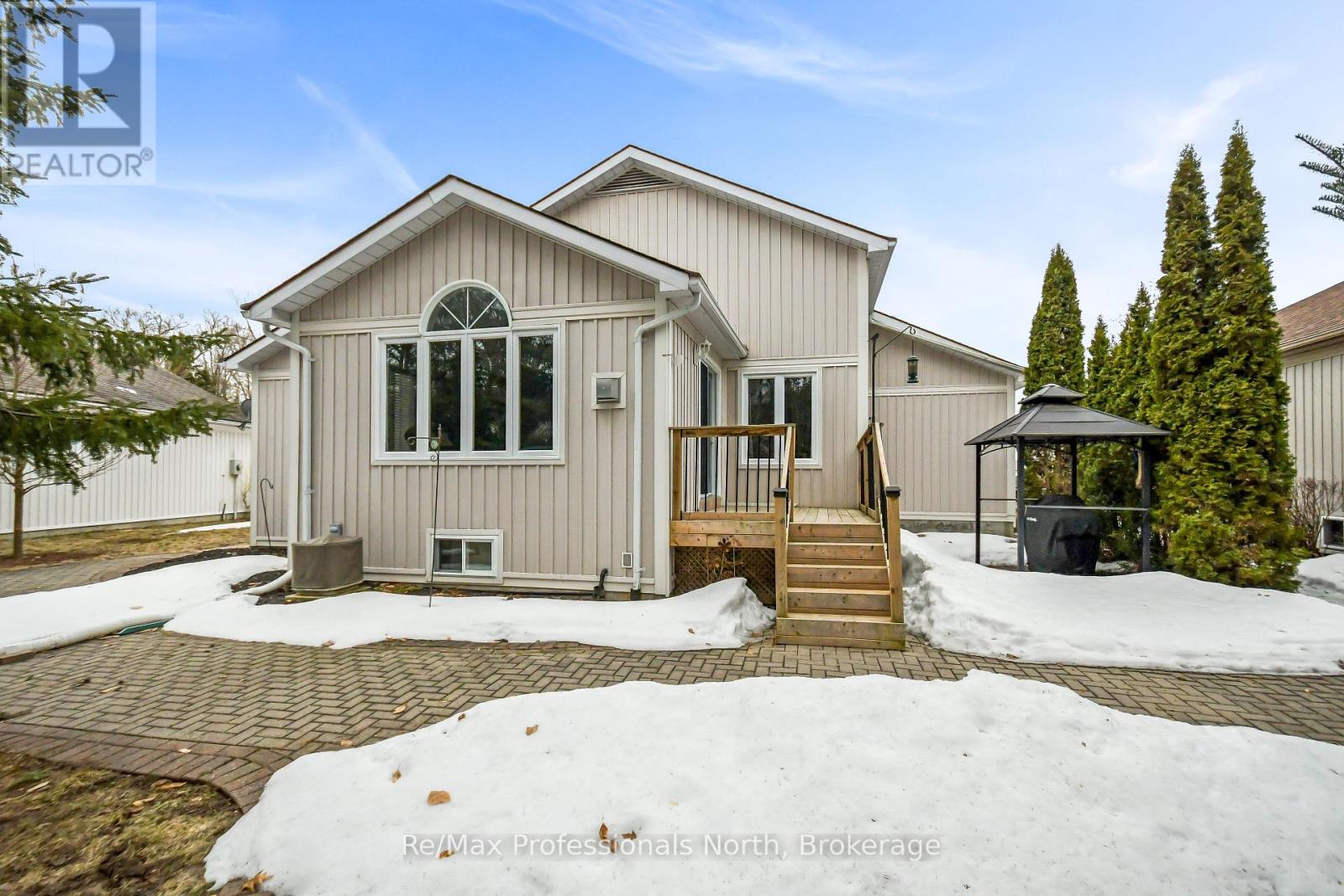 102 Pineridge Gate, Gravenhurst, Ontario  P1P 1Z2 - Photo 29 - X12965958