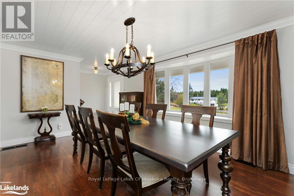 1105 Rosseau Lake Road 1, Muskoka Lakes, Ontario  P0B 1M0 - Photo 11 - X12969294