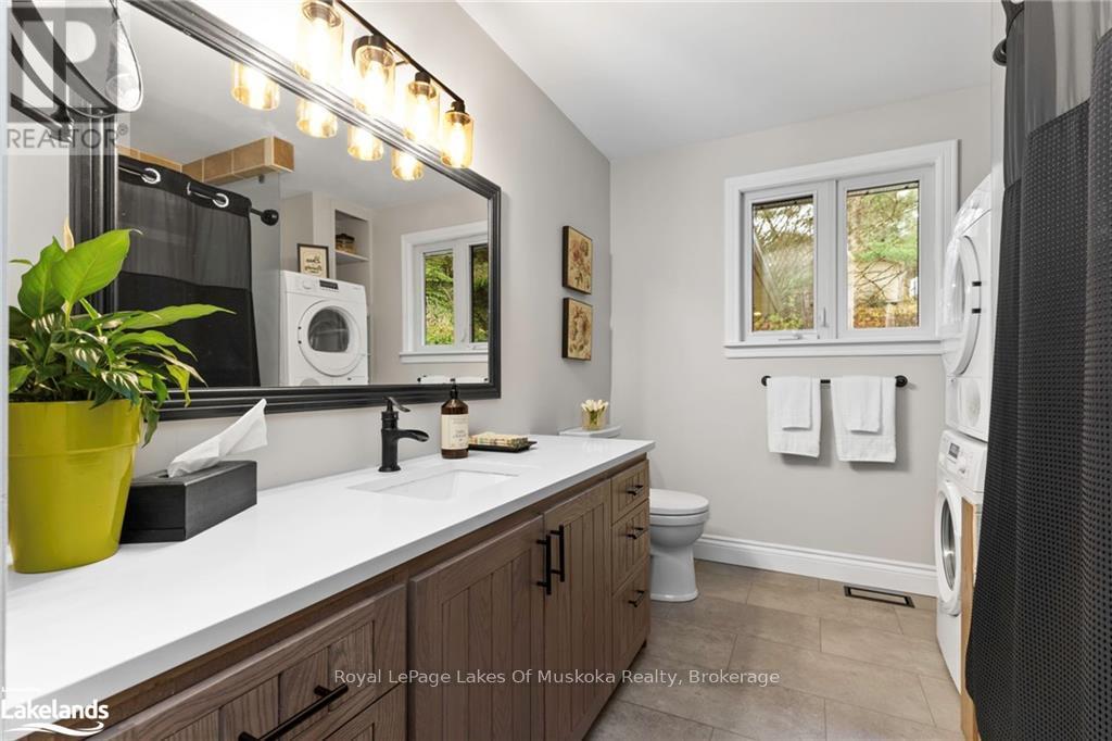 1105 Rosseau Lake Road 1, Muskoka Lakes, Ontario  P0B 1M0 - Photo 14 - X12969294