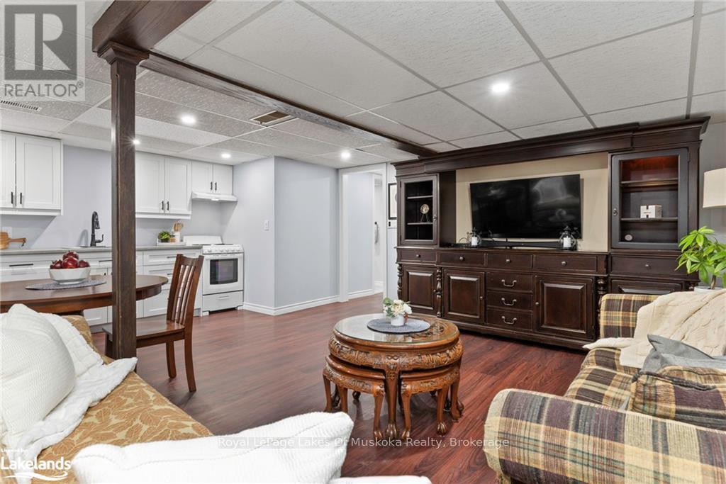 1105 Rosseau Lake Road 1, Muskoka Lakes, Ontario  P0B 1M0 - Photo 18 - X12969294