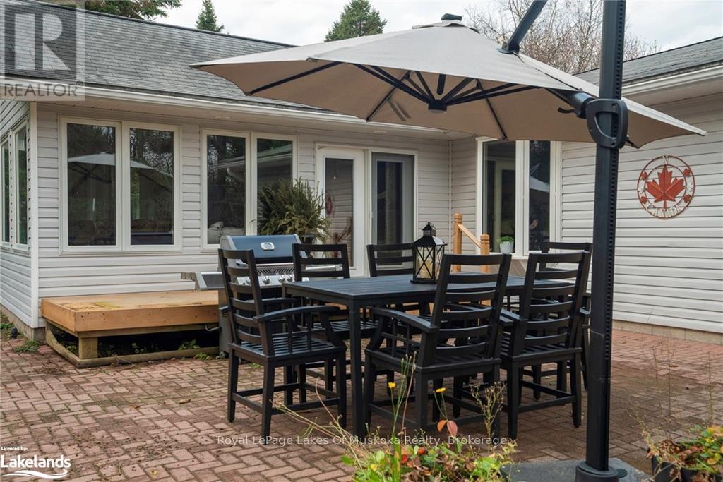 1105 Rosseau Lake Road 1, Muskoka Lakes, Ontario  P0B 1M0 - Photo 25 - X12969294