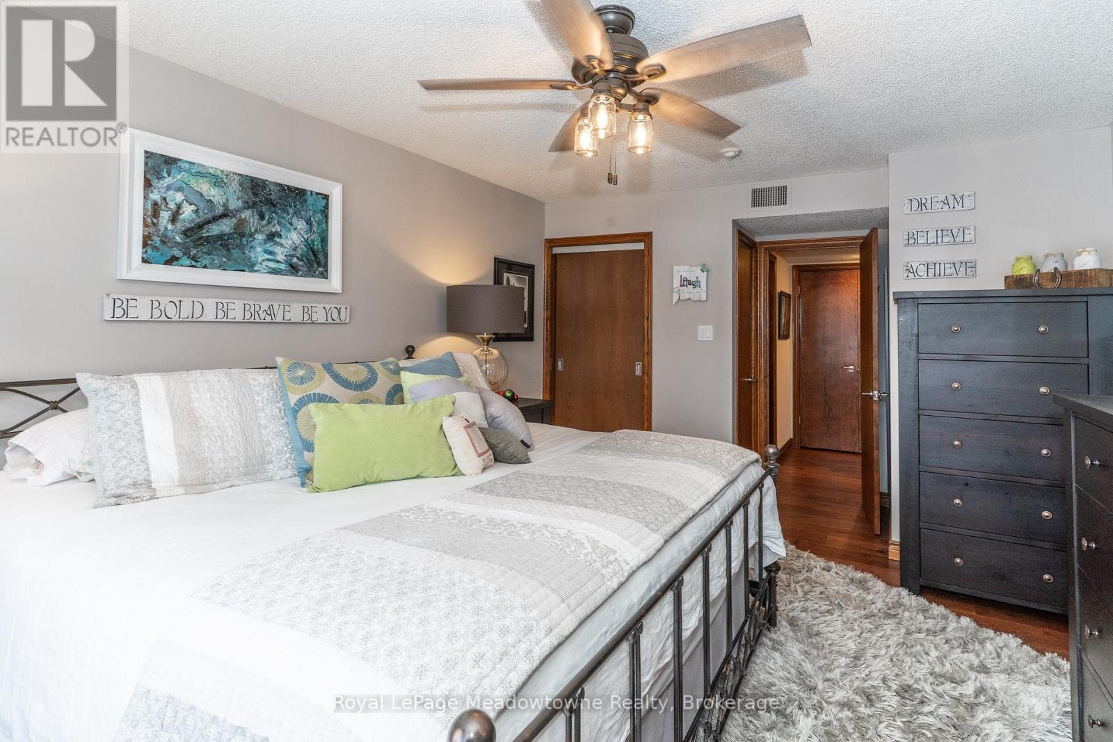 301 - 34 Deerhurst Greens Road, Huntsville, Ontario  P1H 1A9 - Photo 6 - X12969372