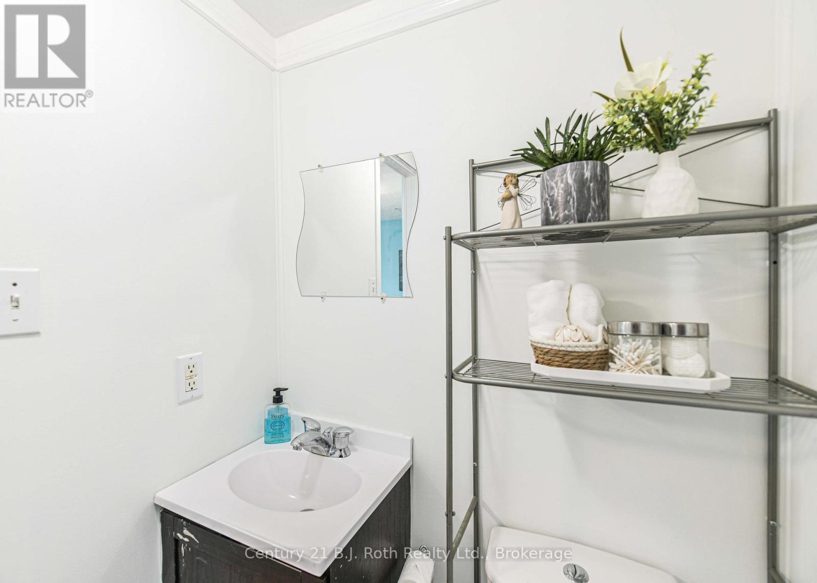 620 Pinedale Road, Gravenhurst, Ontario  P1P 1L5 - Photo 22 - X12971920