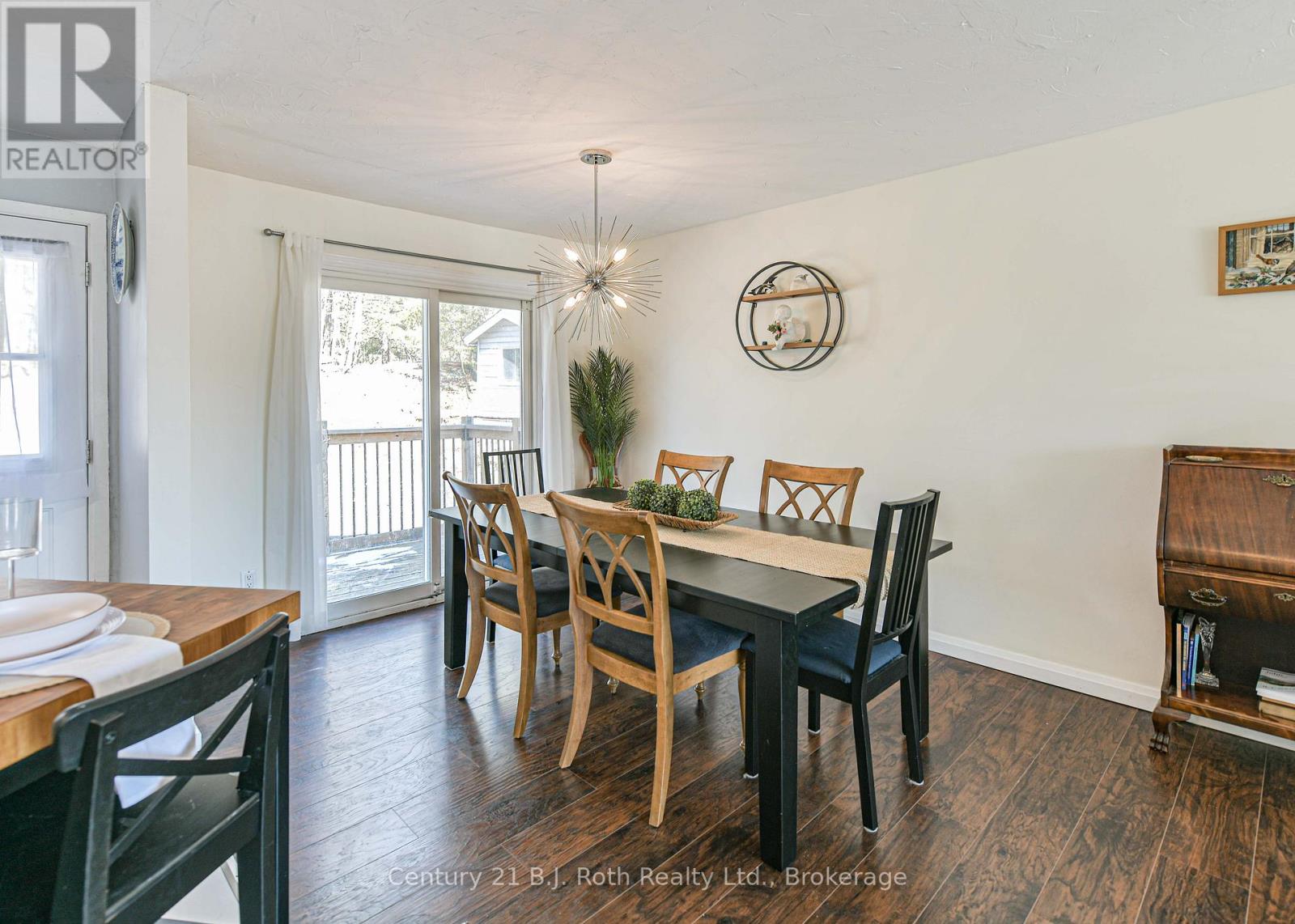 620 Pinedale Road, Gravenhurst, Ontario  P1P 1L5 - Photo 9 - X12971920