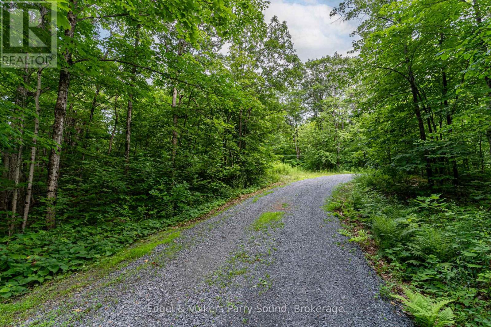 16 Giles Road, Seguin, Ontario  P2A 0B2 - Photo 16 - X12972284