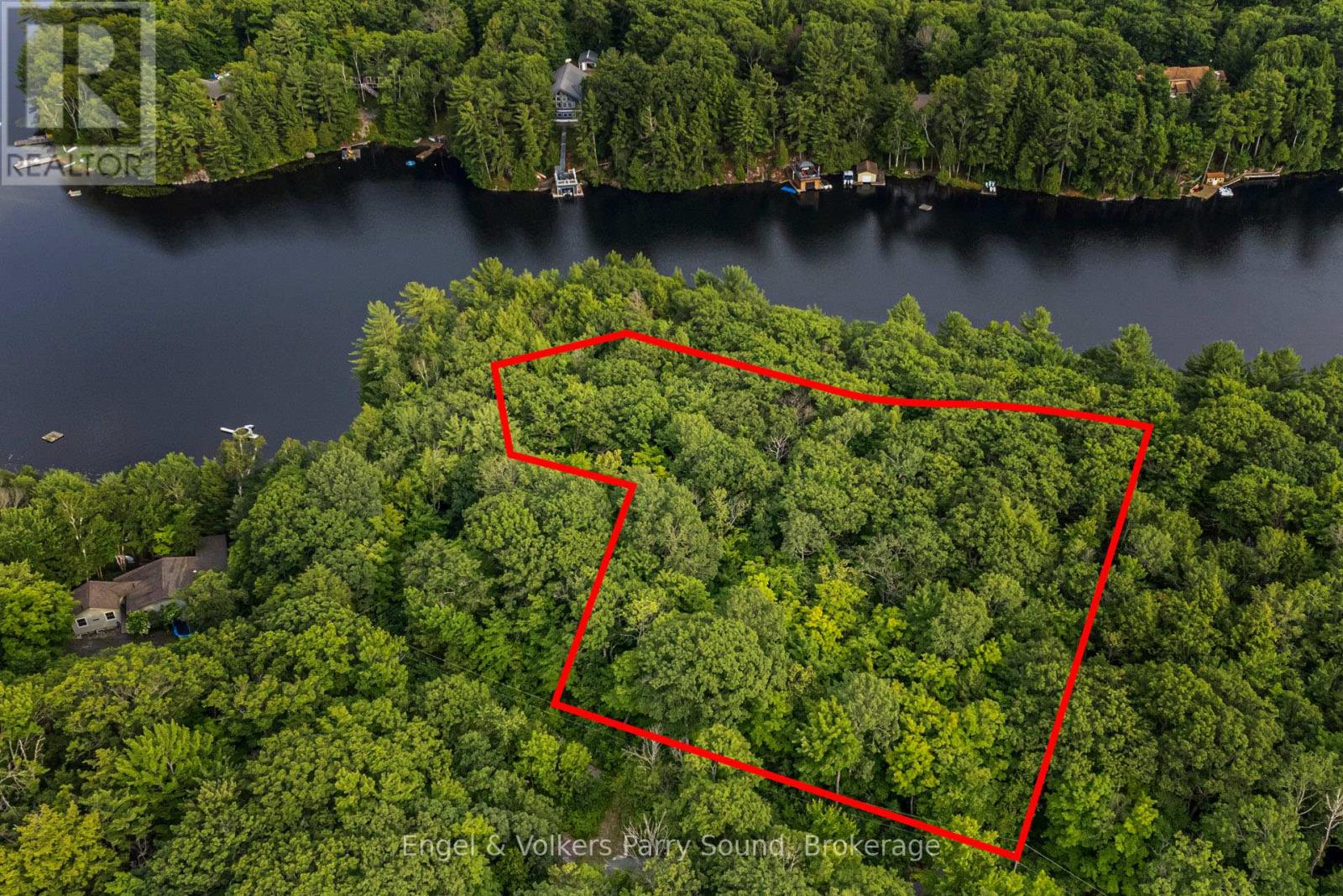 16 Giles Road, Seguin, Ontario  P2A 0B2 - Photo 2 - X12972284