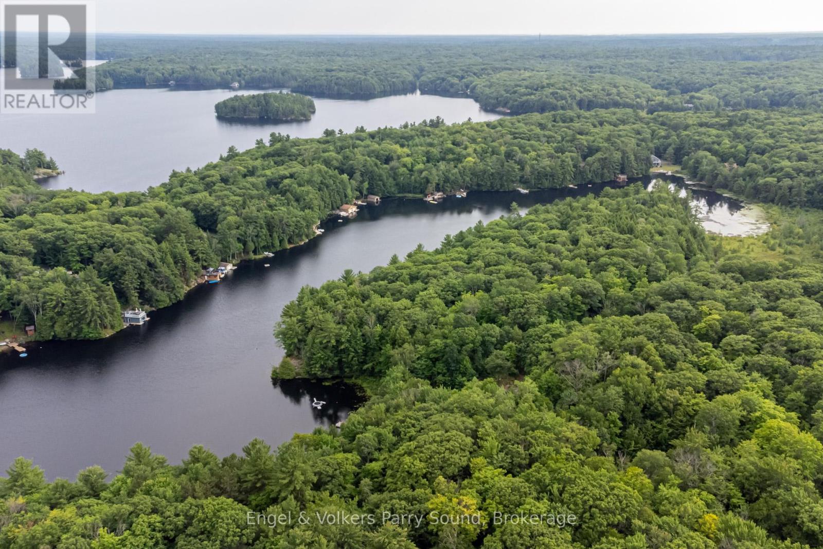 16 Giles Road, Seguin, Ontario  P2A 0B2 - Photo 8 - X12972284