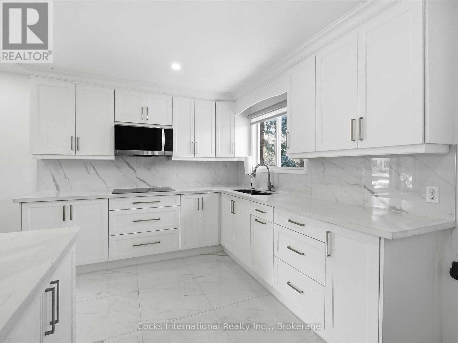 36 Susan Street W, Huntsville, Ontario  P1H 1X2 - Photo 13 - X12973362