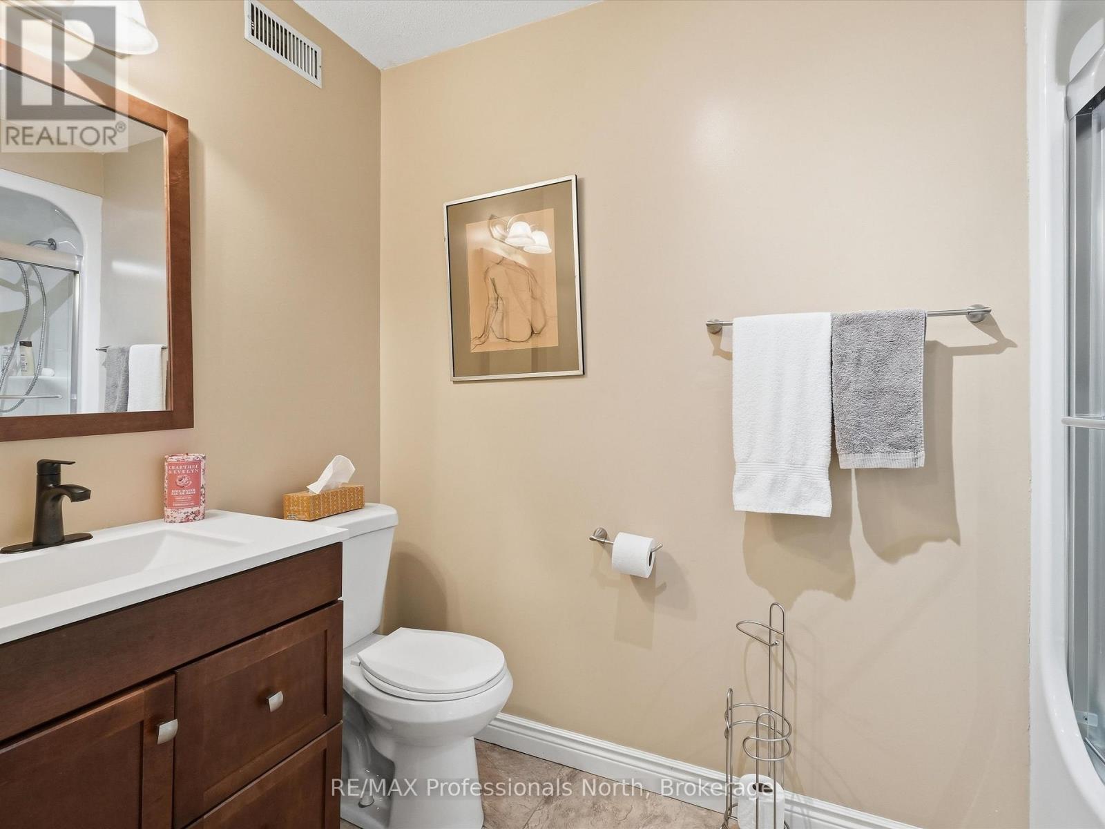 31 The Granite Bluff, Bracebridge, Ontario  P1L 1L4 - Photo 44 - X12977078