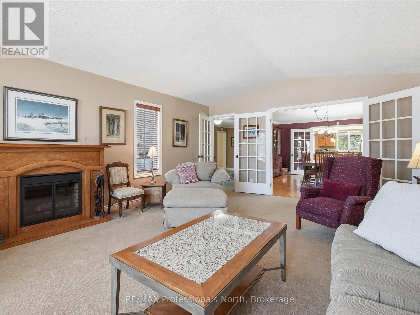 31 The Granite Bluff, Bracebridge, Ontario  P1L 1L4 - Photo 9 - X12977078