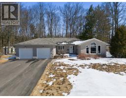 31 THE GRANITE BLUFF, Bracebridge, Ontario