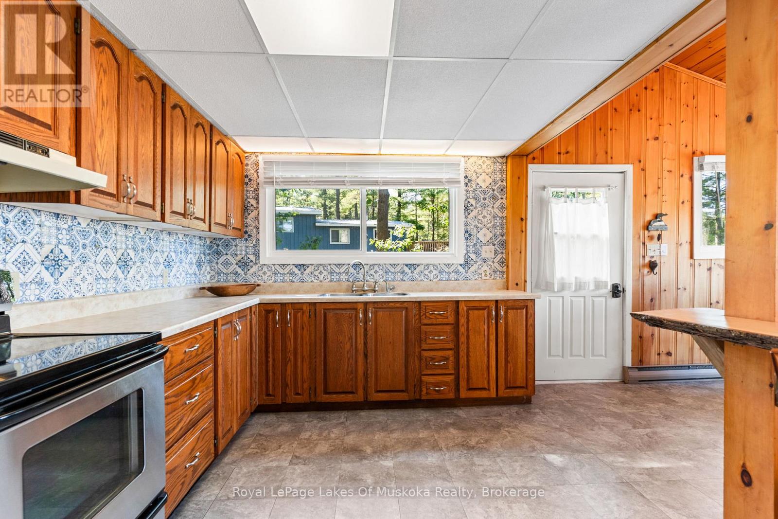 4 - 1379 Muskoka Road 169, Gravenhurst, Ontario  P1P 1R2 - Photo 7 - X12977694