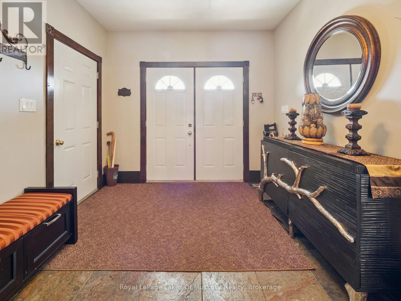 1441 Cedar Lane, Bracebridge, Ontario  P1L 1W9 - Photo 3 - X12977826